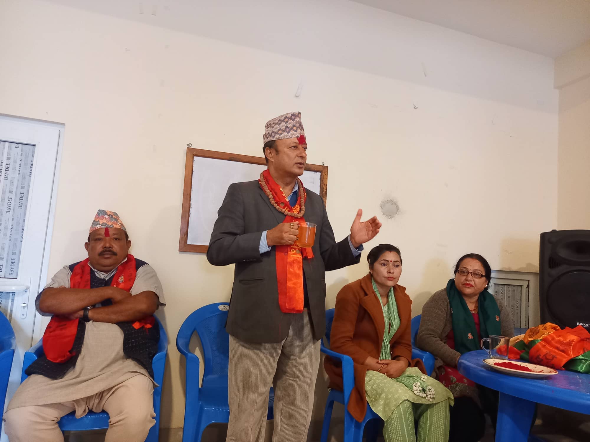 भ्रष्ट जनप्रतिनिधिलाई ४ मंसिरमा दण्डित गरौं : दीपक खड्का