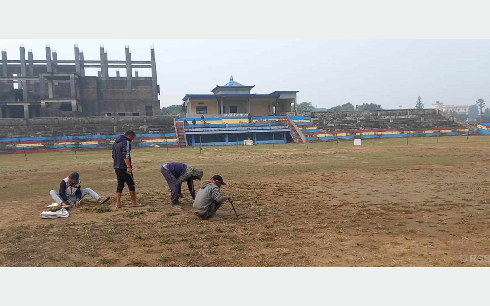 गोल्डकपको आयोजनाले काँचुली फेर्दैछ मेची रंगशाला