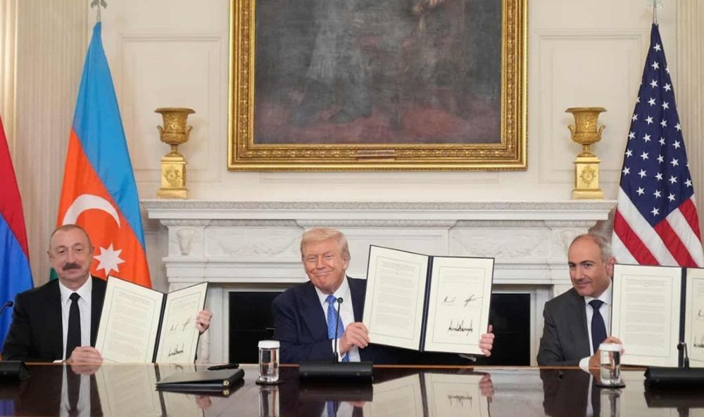 आर्मेनिया-अजरबैजानबीच ३७ वर्षे युद्ध अन्त्य गर्न सम्झौता