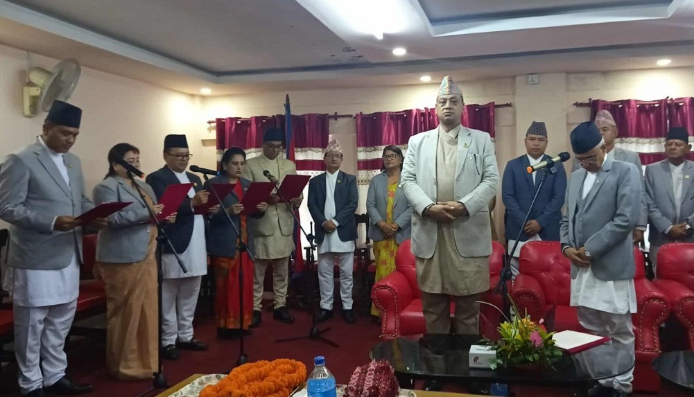 बागमती प्रदेश सरकारले पायो पूर्णता, नवनियुक्त ५ मन्त्रीले लिए सपथ