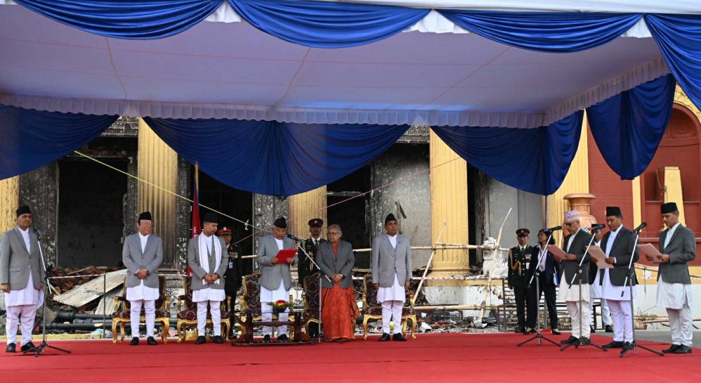 नवनियुक्त तीन मन्त्रीले लिए सपथ