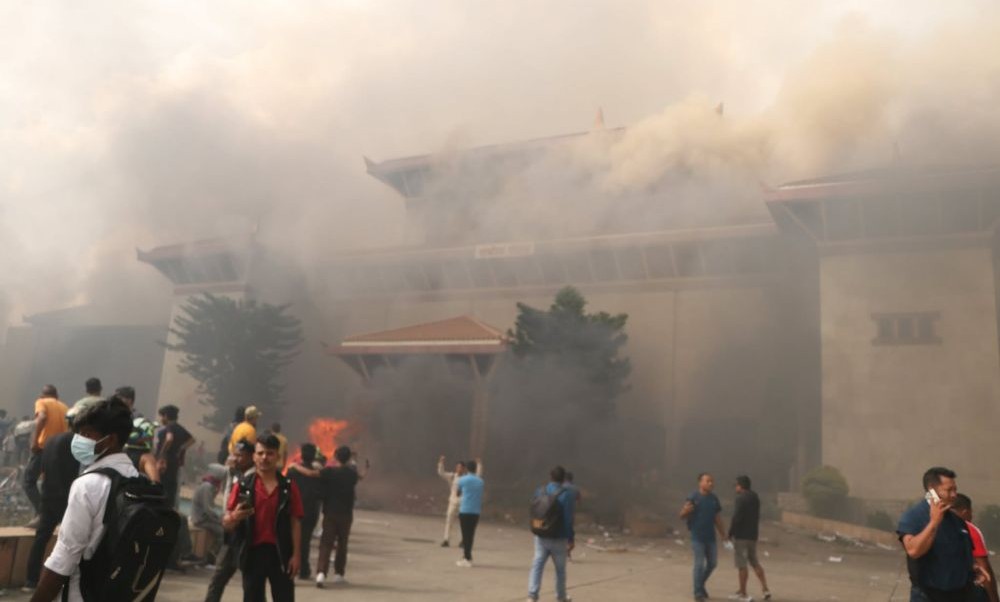 जेनजी आन्दोलन : राज्यका ३ वटै अंग प्रदर्शनकारीको नियन्त्रणमा