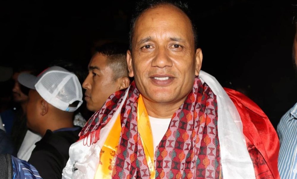 एन्फाका वरिष्ठ उपाध्यक्ष खड्का निलम्बित