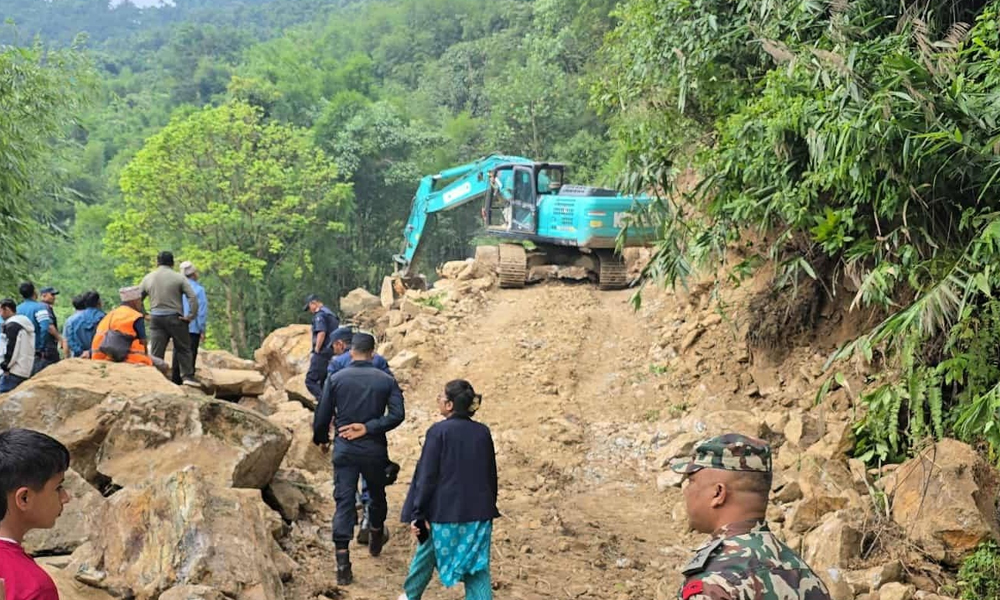 अझै सञ्चालनमा आउन सकेन मेची राजमार्ग