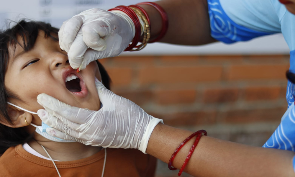 आज र भोलि २२ लाख बालबालिकालाई भिटामिन ‘ए’ र जुकाको औषधि खुवाइँदै