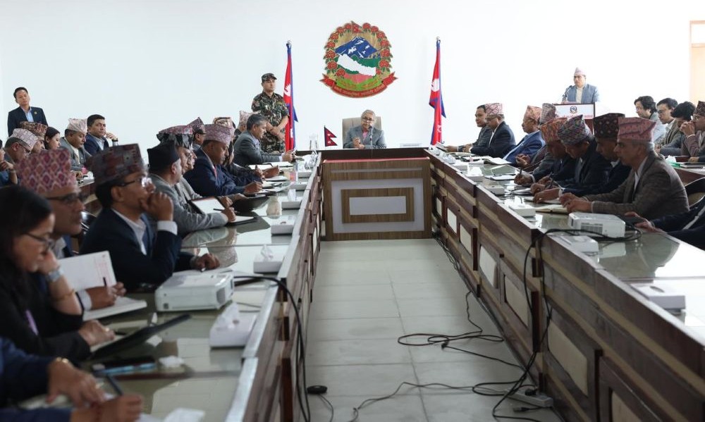 सचिवहरूलाई प्रधानमन्त्री कार्कीको १४ बुँदे निर्देशन