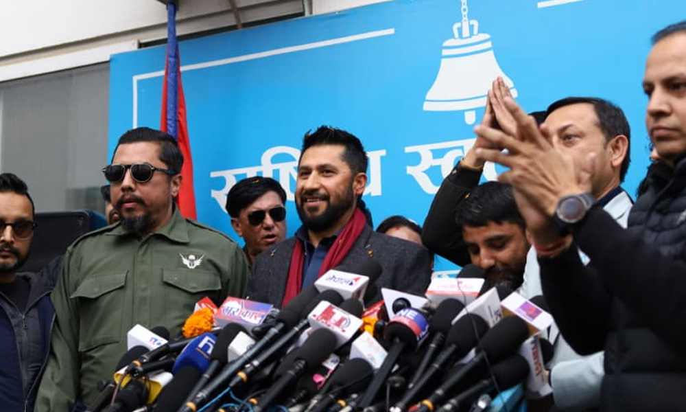 ‘भ्रष्टाचारका काण्ड सामसुम पार्न संसद ब्यूँताउन खोज्नुभएको होइन ?’