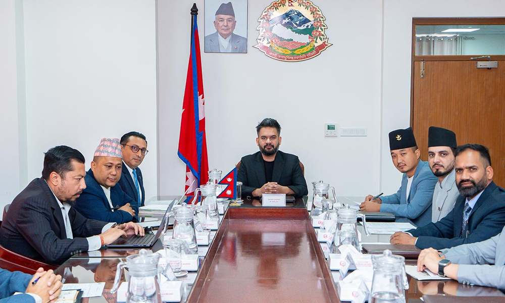 पेट्रोलियम पदार्थ आयातमा ५० प्रतिशत भन्सार कर छुट गर्ने सरकारको निर्णय