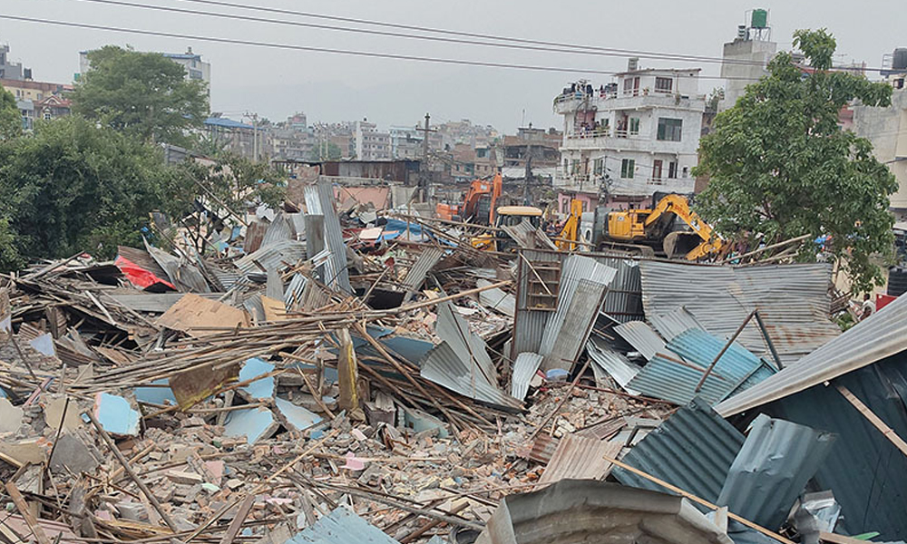 थापाथली र गैरीगाउँबाट विस्थापित ६८ परिवार महानगरको सम्पर्कमा