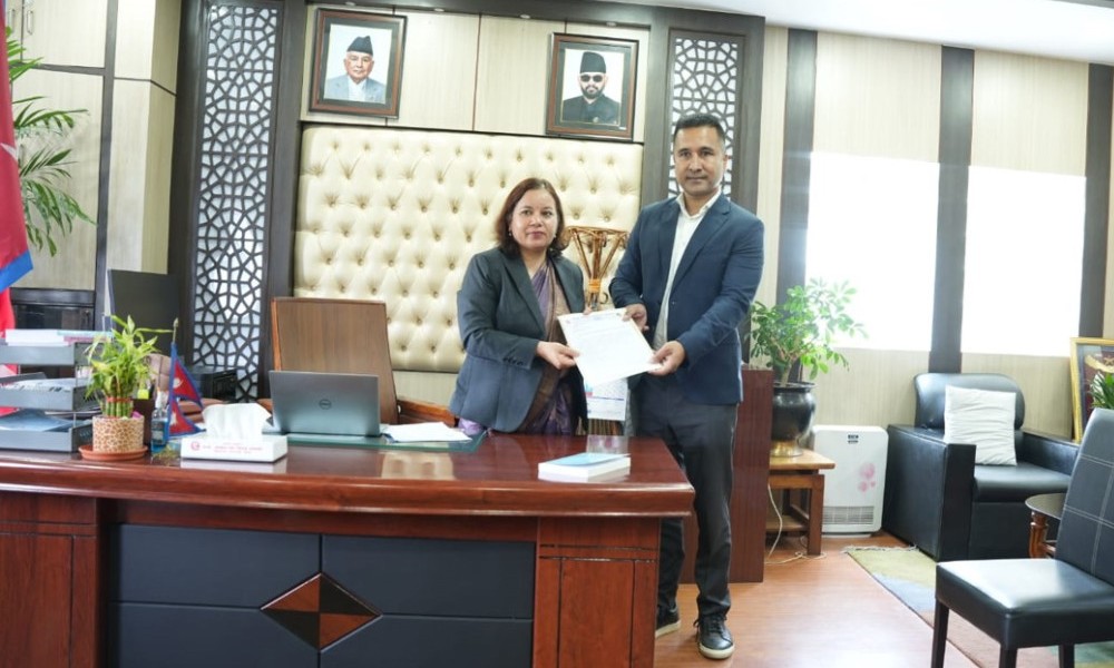 ‘आयोजना प्रमुख, इन्जिनियरहरूले कालोसूचीमा राख्ने, कारबाही गर्ने र बैंक ग्यारेन्टी जफत गरिदिने धम्की दिइरहेका छन्’