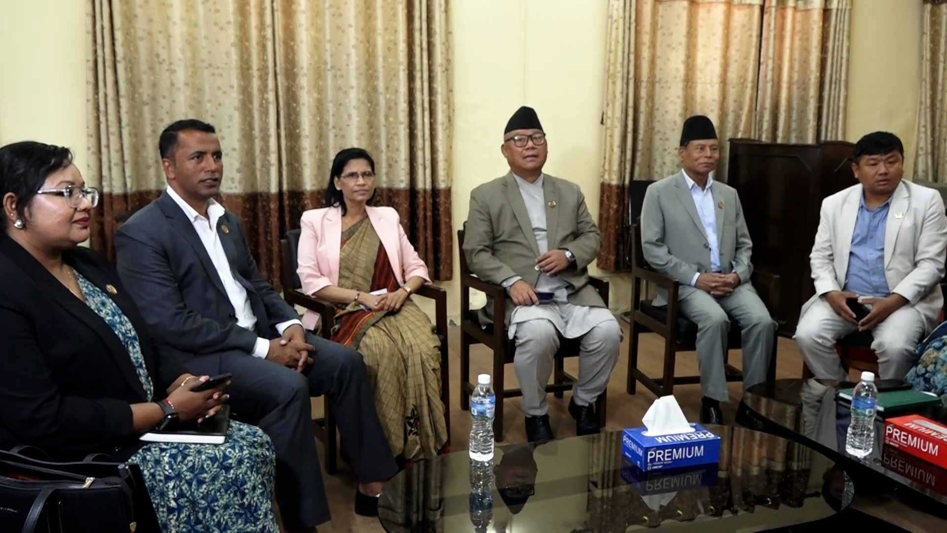 विपक्षीदलहरूको माग, “संसदीय विशेष समिति तत्काल गठन होस्”